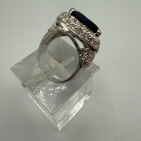 Beautiful Pear-Shaped Blue Glass Halo Ring with CZ Encrusted Base - Statement - Picture 9 of 15